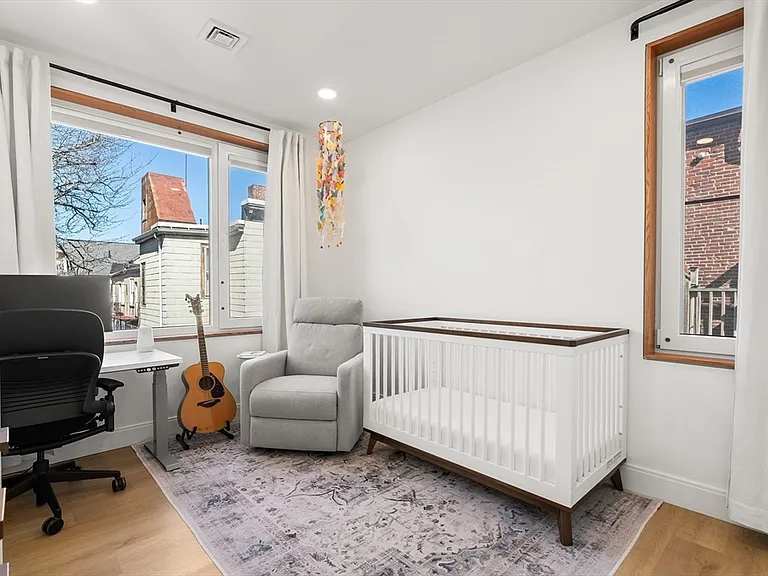 3171 Washington St #204 — Photo 8
