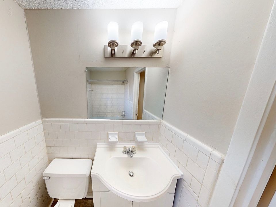 Royal Manor 3900 Memorial Dr Decatur GA Zillow