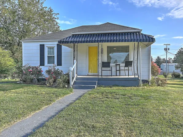 1045 Moorland Ave, Bristol, VA 24201