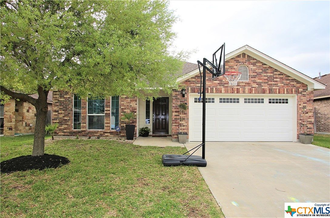 220 Terravista Trl, Victoria, TX 77904 Zillow