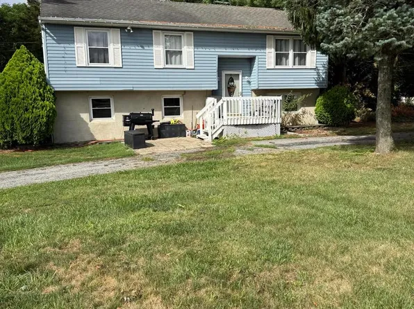 5 Oaklyn Ter, Pittsgrove, NJ 08318