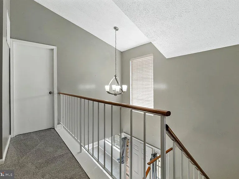 10477 Campus Way S — Photo 17