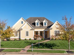 1247 Homestead Dr, Xenia, OH 45385