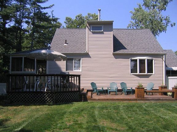 2nd image of 16 Grand Haven Dr