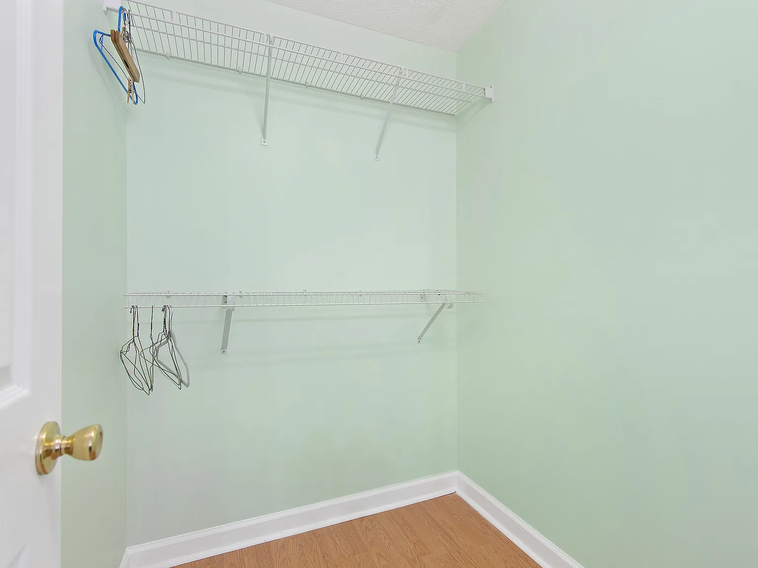 2 bed, 1104 sqft, $2,700 — Photo 3