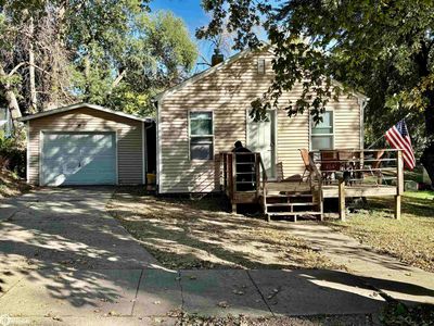 725 S 6th St, Forest City, IA, 50436