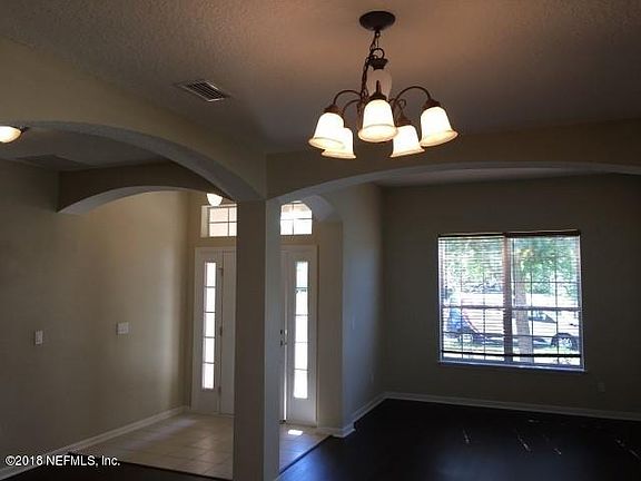 3rd image of 904 S Garden Lake Dr