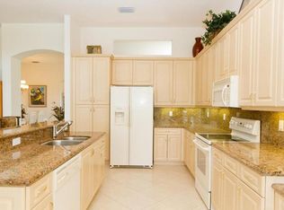 7825 Royal Lace Ter, Lake Worth, FL 33467