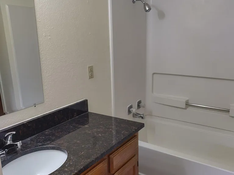 Lakeshore Village — Photo 16