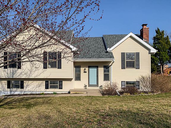 2nd image of 8609 N Shannon Ave
