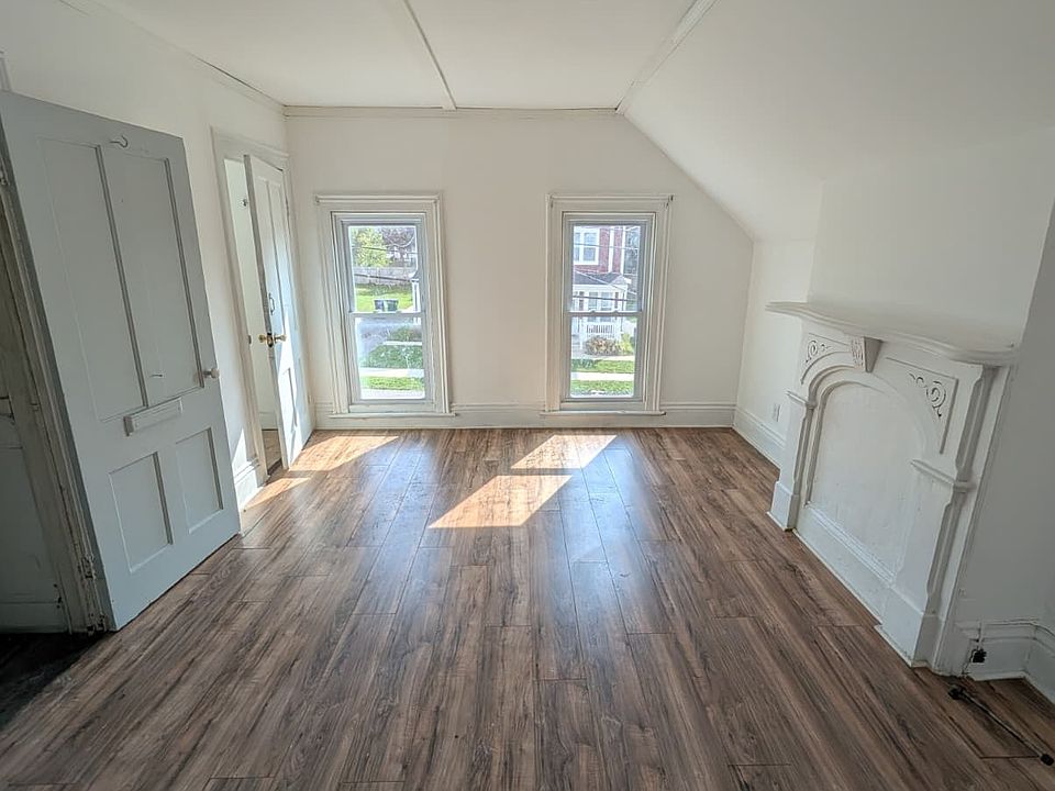 1st image of 82 Adams St #2