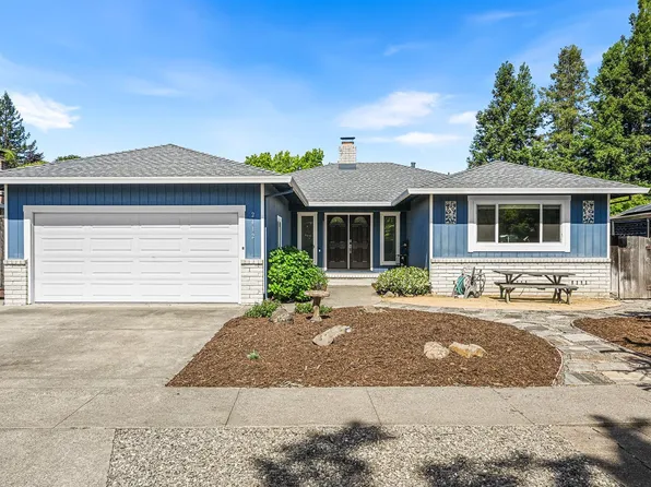 2412 Horseshoe Drive, Santa Rosa, CA 95405