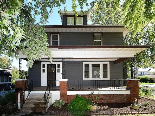 1000 N Burlington Ave, Hastings, NE 68901