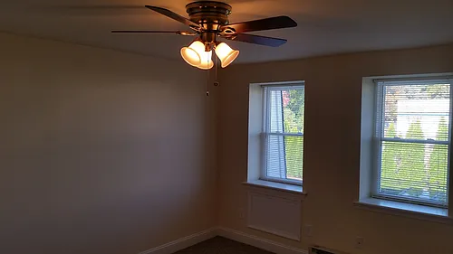 100 Willow Bend Ct Photo 1