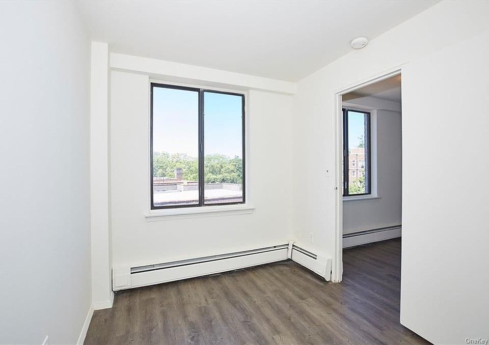 1st image of 9 Lake St #7H