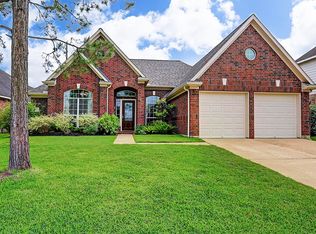 3110 Springdale Dr, Pearland, TX 77584