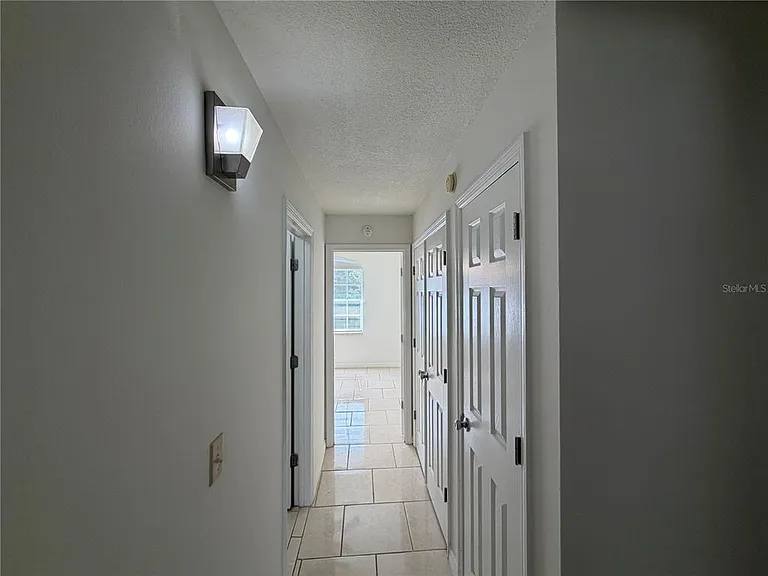 850 E Lime St #7 — Photo 23