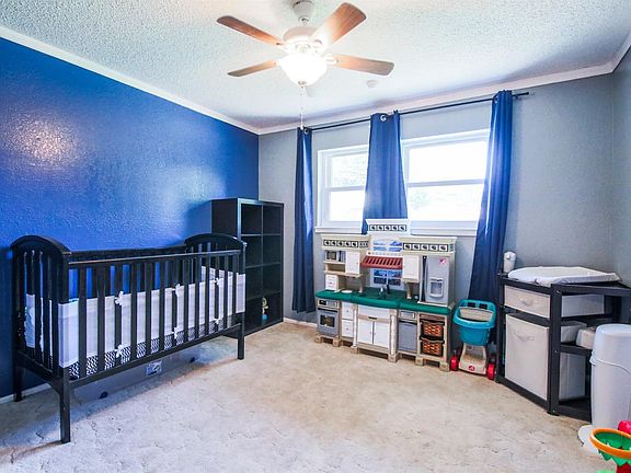 4th image of 2030 Longhorn Dr