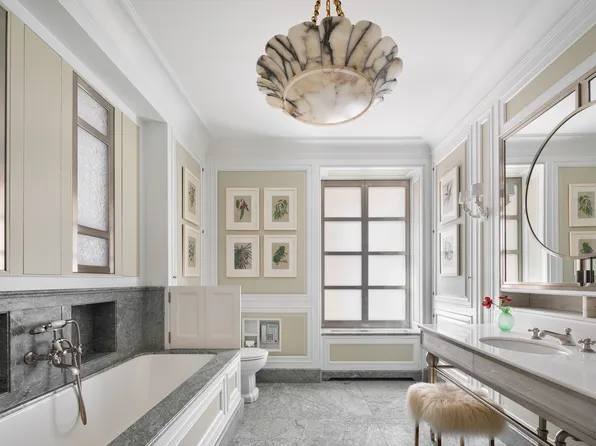 740 Park Avenue image 14 of 23