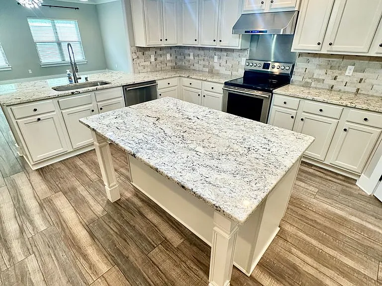 1180 French Quarter Way — Photo 23