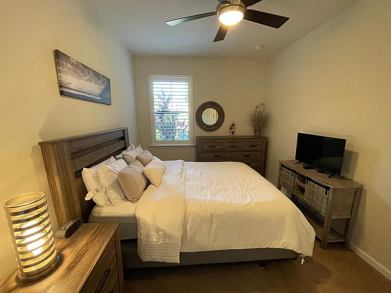 7631 Jacaranda Ln — Photo 30