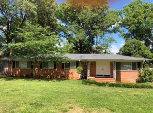 4407 Walker Rd, Charlotte, NC 28211
