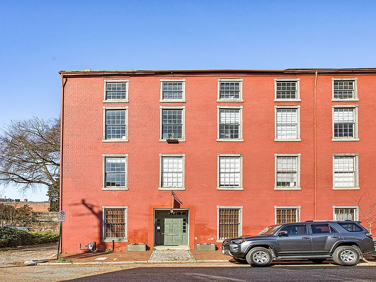 20 N 20th St — Photo 2