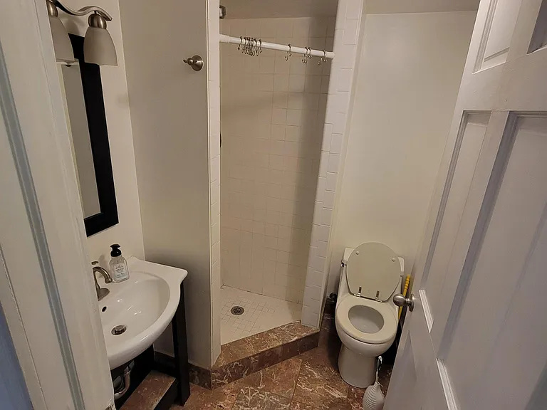 2112 Carey Way #2 — Photo 16