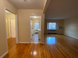 570 Whitney Ave #3K, New Haven, CT 06511