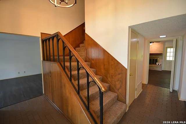 Building Photo - 602 Briar Oak St