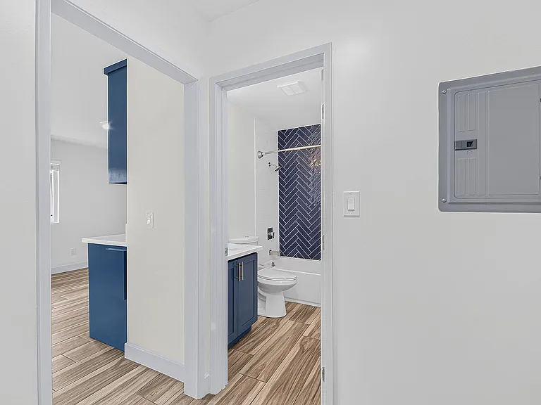1332 Walnut Ave — Photo 10