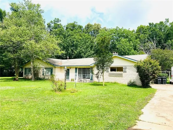 1697 Highway 1194, Marksville, LA 71351