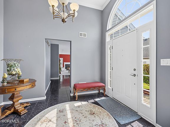 4th image of 11 Narrowbrook Court