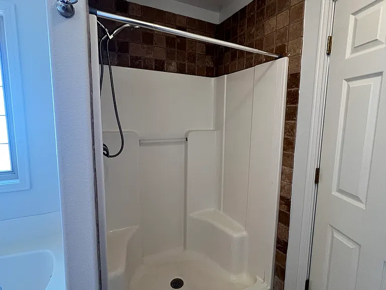 3600 N 28th St — Photo 10