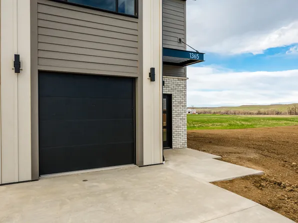 1365 Duncan Dr, Sheridan, WY 82801