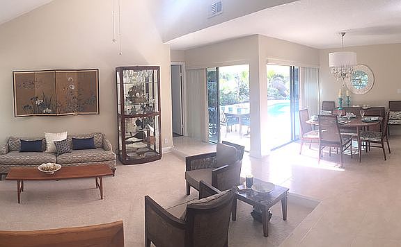 Living Room/Dining Room