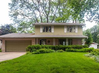 3126 44th St, Des Moines, IA 50310