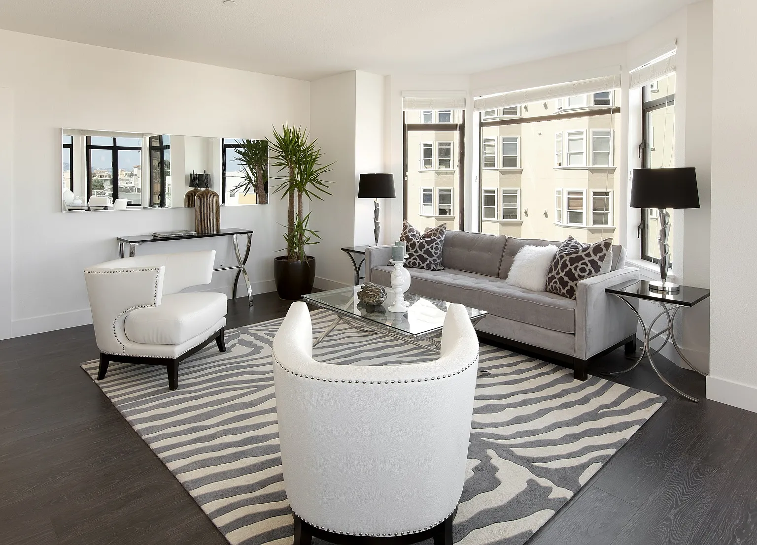 Pacific Terrace — Photo 2