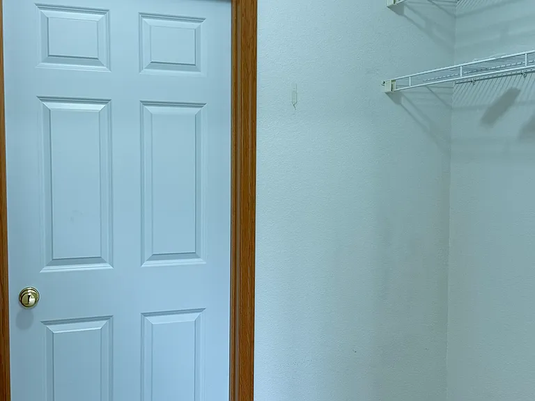 1776 Maryland Ave E #204 — Photo 6