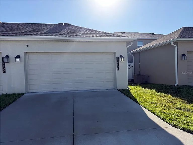 10738 Rhett Butler Aly — Photo 4