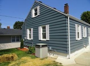 7208 40th Ave, Kenosha, WI 53142