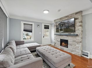2395 Bloomfield St, Melvindale, MI 48122