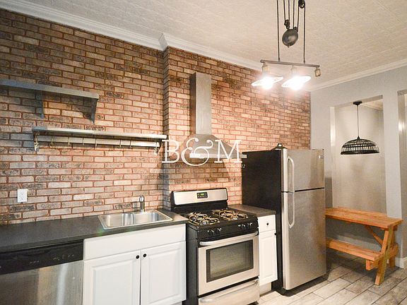 5th image of 230 Stockholm St APT 3R