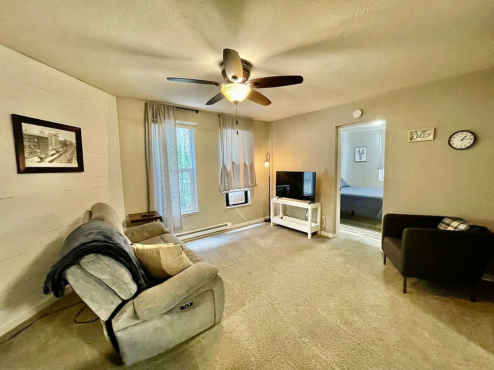 1st image of 334 N Spring Ave #3