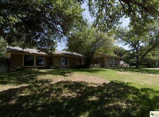 823 Woodside Dr, Harker Heights, TX 76548