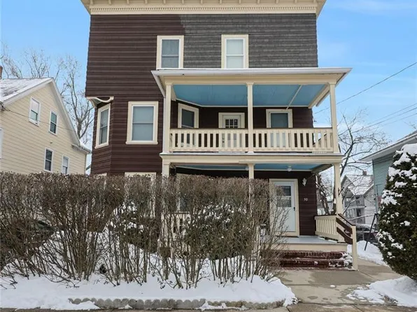 48 Rebekah St, Woonsocket, RI 02895