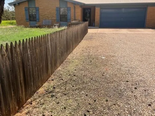 2166 E Webb St, Brownfield, TX 79316