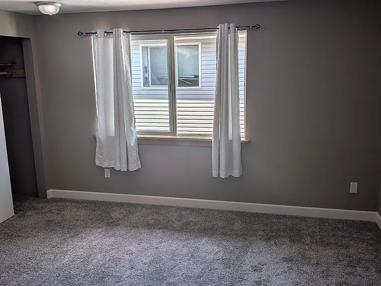 311 Cedar Ave #1 — Photo 12