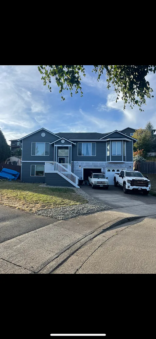 1167 Horizon Ridge Ct NE photo 1