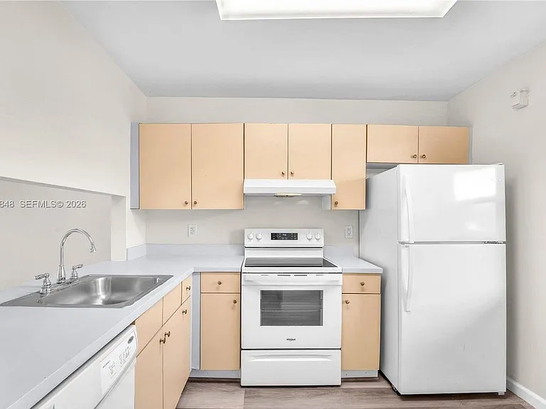 7668 SW 152nd Ave #152 — Photo 9